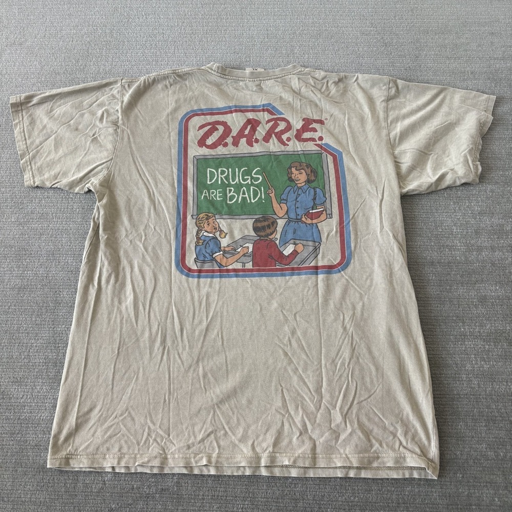 D.A.R.E. Graphic "Drugs Are Bad"  T-Shirt Crew Neck Short Sleeve Men XL Beige